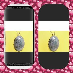 Vintage sterling silver moss agate pendant